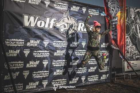 wolf-112.jpg
